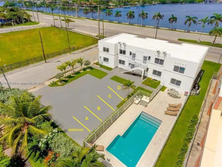 Free Parking, Bay View, Pool, Step To Beach Hollywood Exteriér fotografie