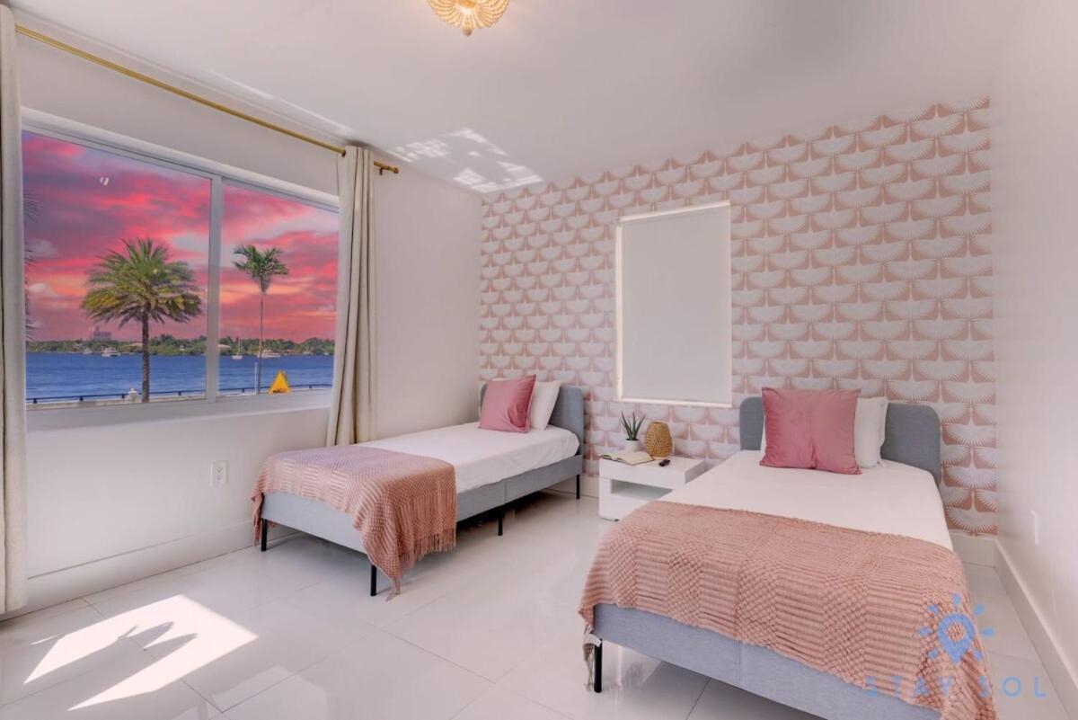 Free Parking, Bay View, Pool, Step To Beach Hollywood Exteriér fotografie